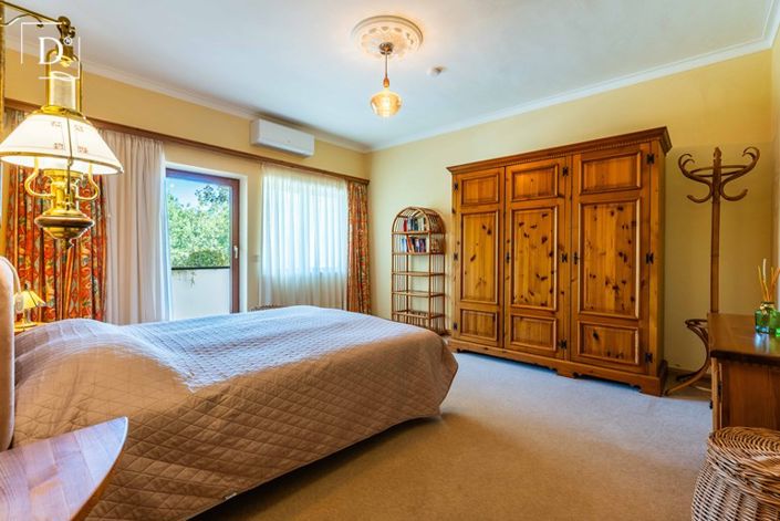 Image No.12-4 Bed Villa for sale