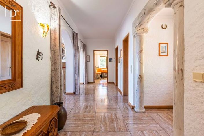 Image No.28-4 Bed Villa for sale