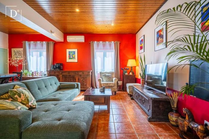 Image No.17-7 Bed Villa for sale