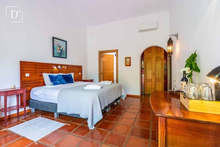 Image No.20-7 Bed Villa for sale