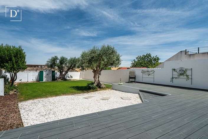 Image No.20-2 Bed Townhouse for sale
