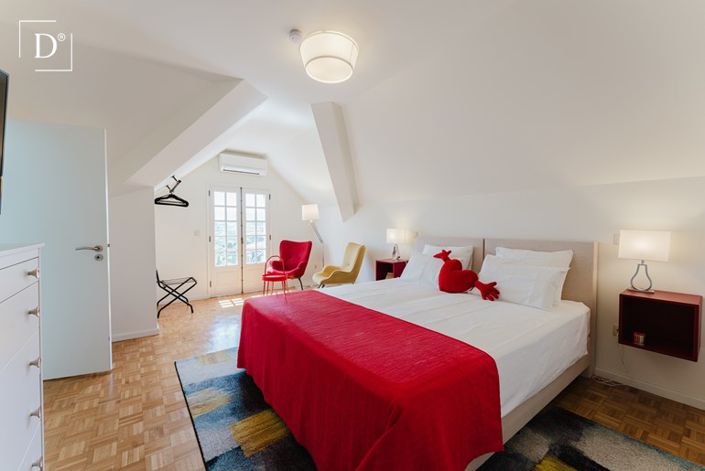Image No.12-7 Bed Property for sale