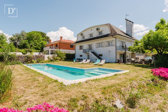 Image No.18-7 Bed Property for sale