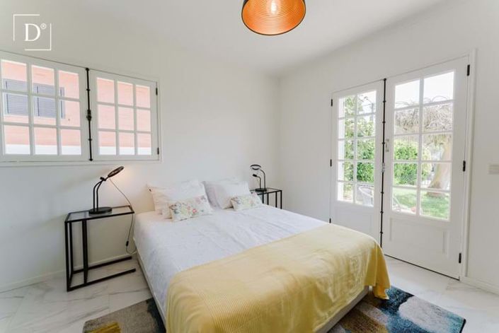Image No.5-7 Bed Villa for sale