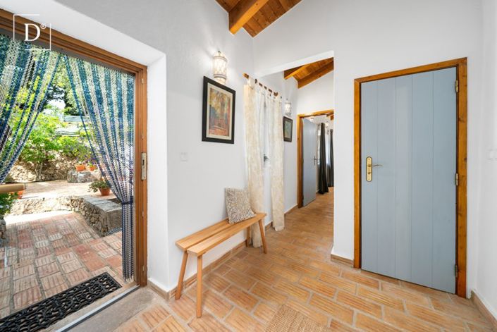 Image No.48-3 Bed Villa for sale