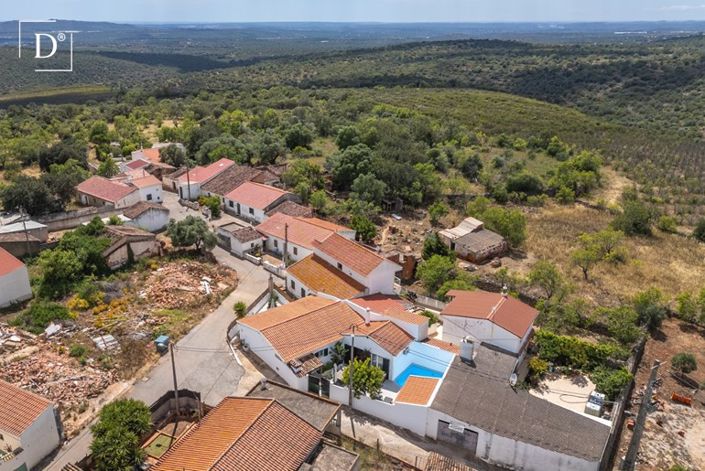 Image No.41-2 Bed Villa for sale