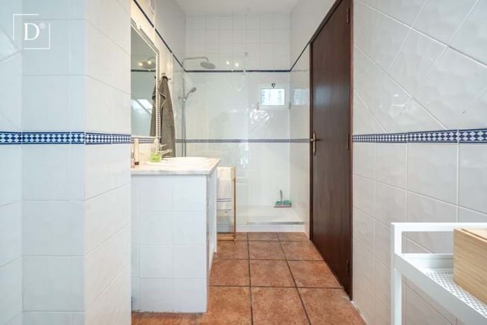 Image No.11-2 Bed Villa for sale