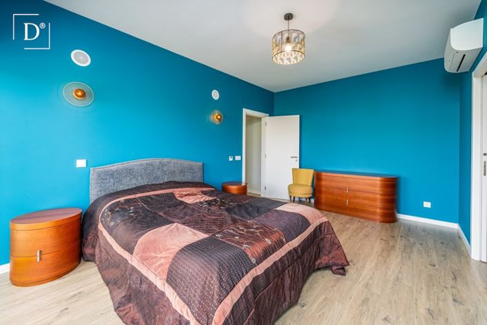 Image No.13-3 Bed Apartment for sale