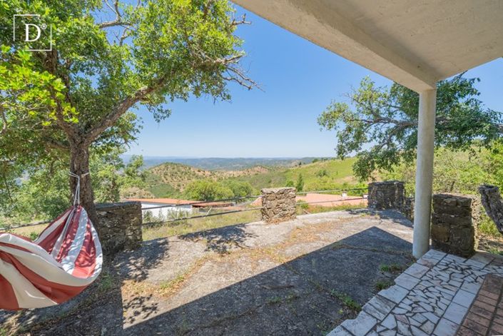 Image No.14-5 Bed Property for sale