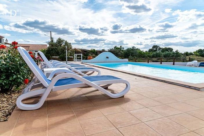 Image No.31-7 Bed Property for sale