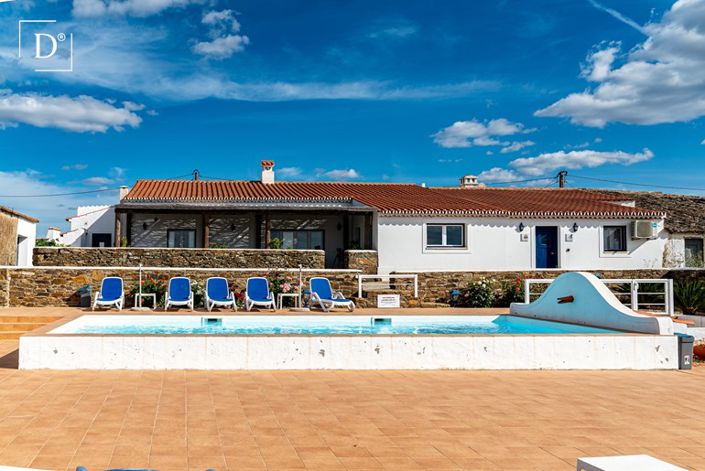 Image No.33-7 Bed Property for sale