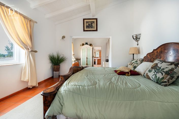 Image No.12-3 Bed Villa for sale