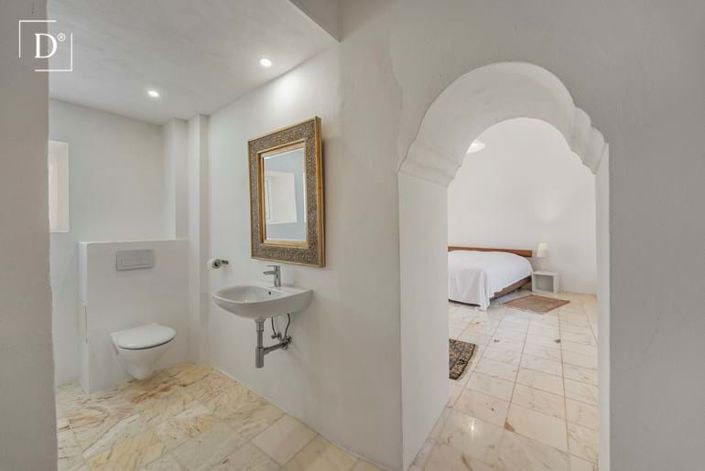 Image No.13-5 Bed Villa for sale