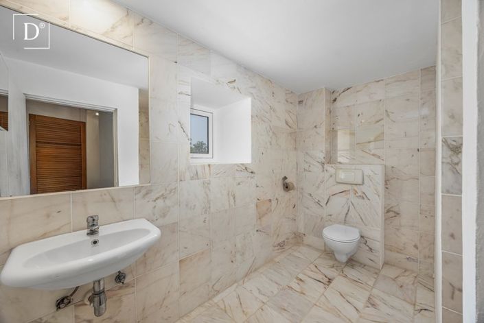 Image No.17-5 Bed Villa for sale