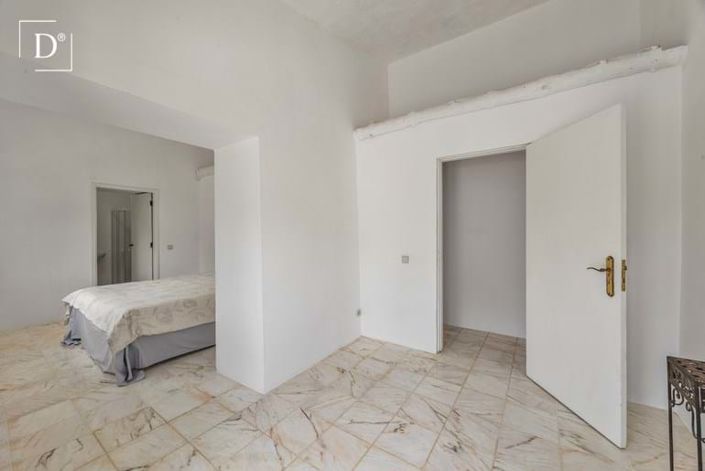 Image No.26-5 Bed Villa for sale