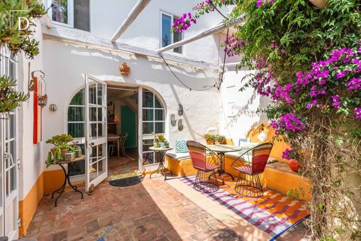 Image No.23-9 Bed Villa for sale