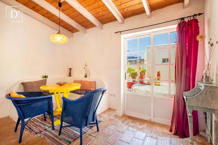 Image No.29-9 Bed Villa for sale
