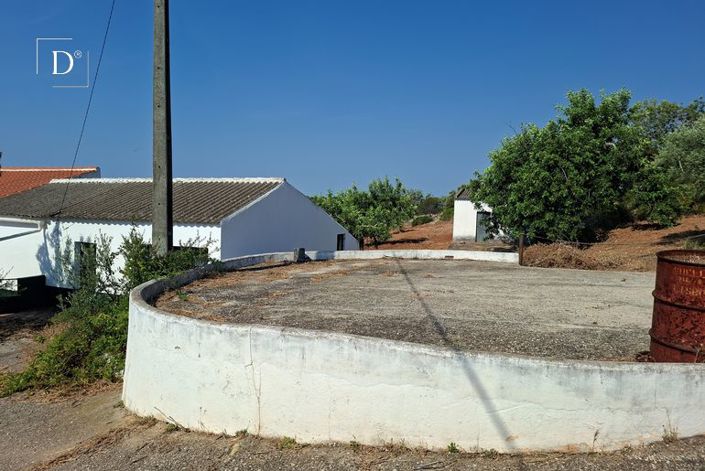 Image No.50-14 Bed Property for sale
