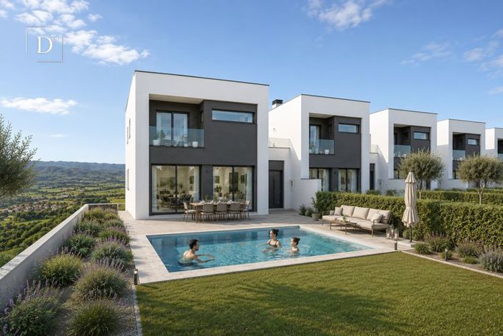 Image No.3-3 Bed Villa for sale