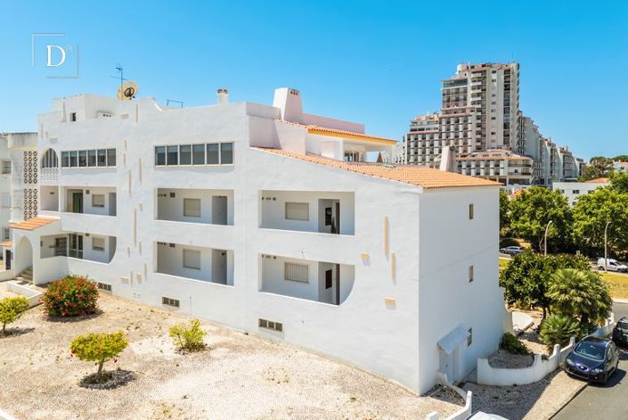 Image No.41-3 Bed Apartment for sale
