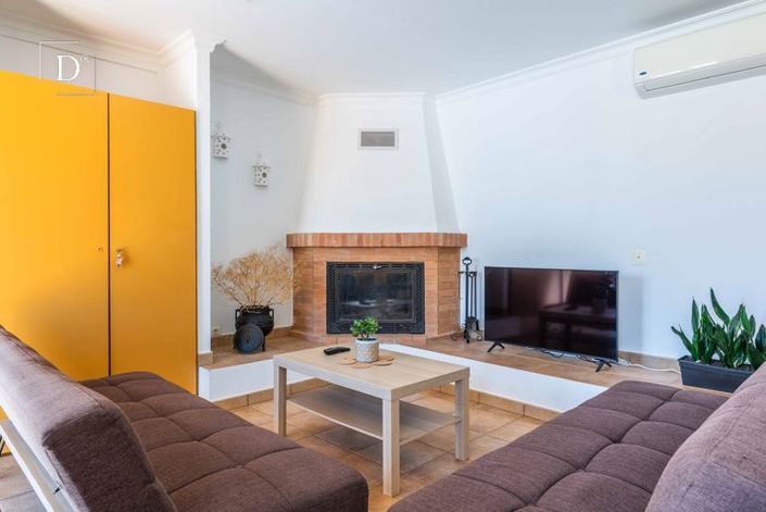 Image No.33-9 Bed Villa for sale