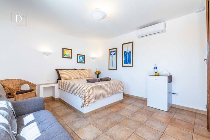 Image No.40-9 Bed Villa for sale