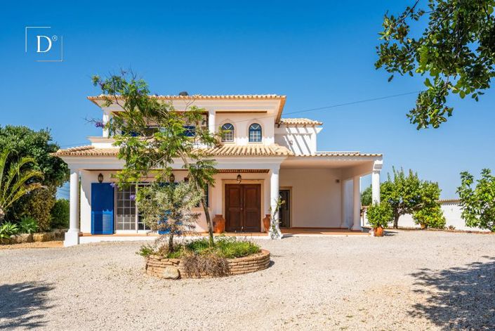 Image No.21-3 Bed Villa for sale