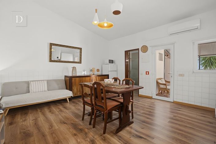Image No.16-2 Bed Townhouse for sale