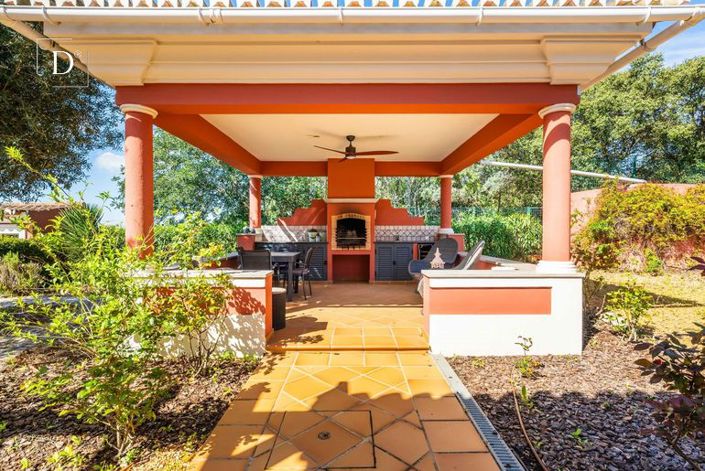 Image No.6-4 Bed Villa for sale