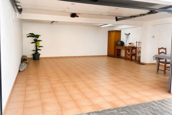 Image No.26-3 Bed Townhouse for sale