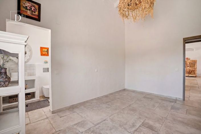Image No.21-4 Bed Villa for sale