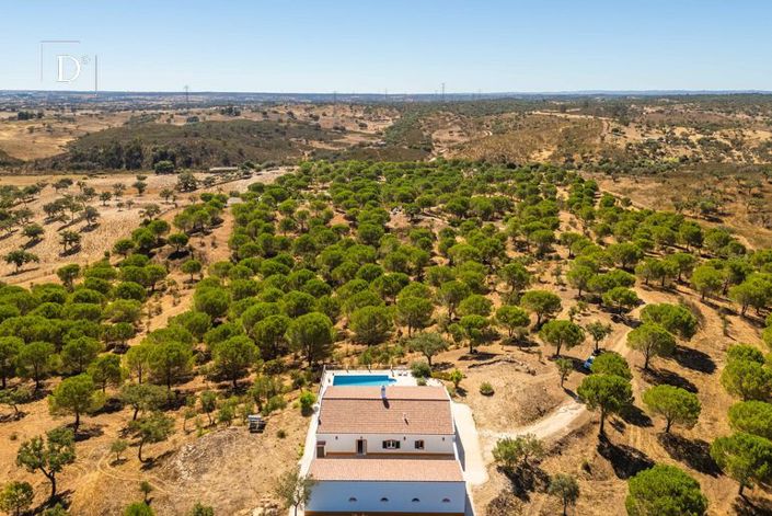 Image No.24-4 Bed Villa for sale