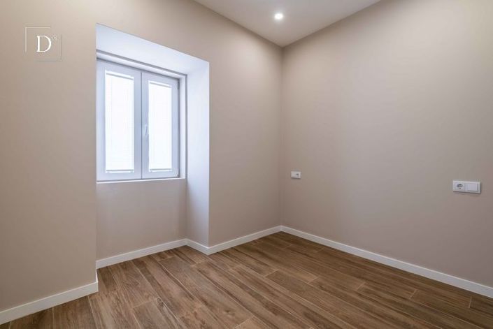Image No.8-3 Bed Townhouse for sale