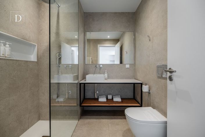 Image No.20-2 Bed Apartment for sale