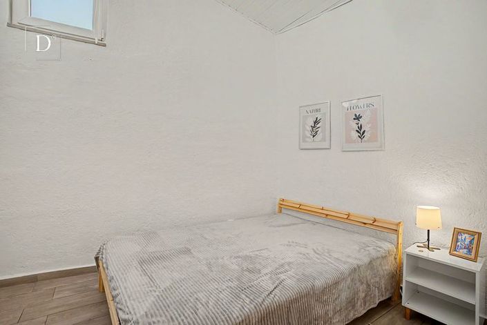 Image No.5-2 Bed Villa for sale