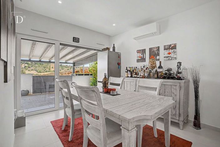 Image No.12-4 Bed Villa for sale