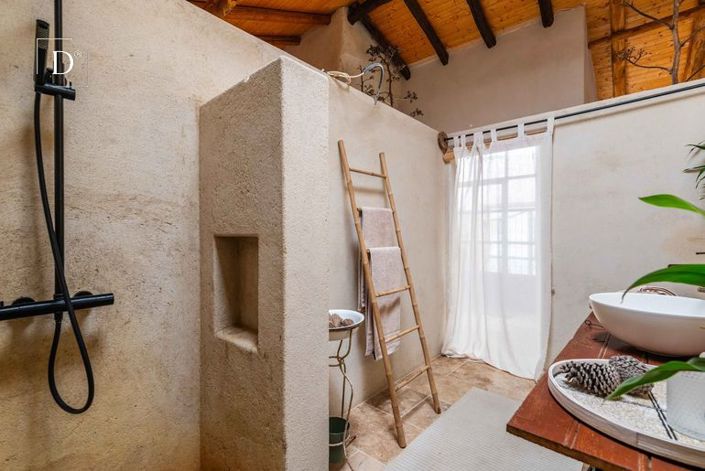 Image No.14-1 Bed Villa for sale