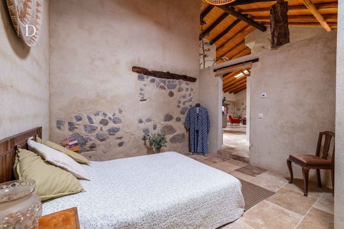 Image No.3-1 Bed Villa for sale