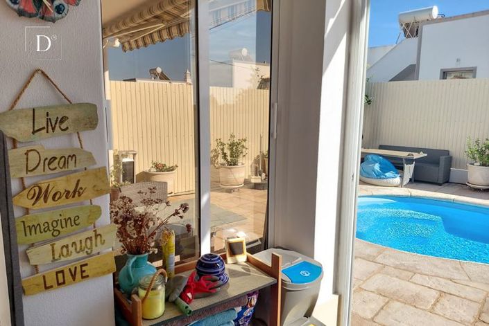 Image No.17-3 Bed Villa for sale