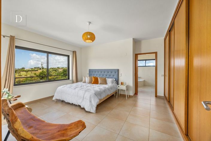 Image No.30-4 Bed Villa for sale