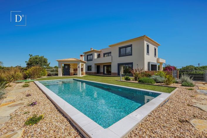 Image No.4-4 Bed Villa for sale