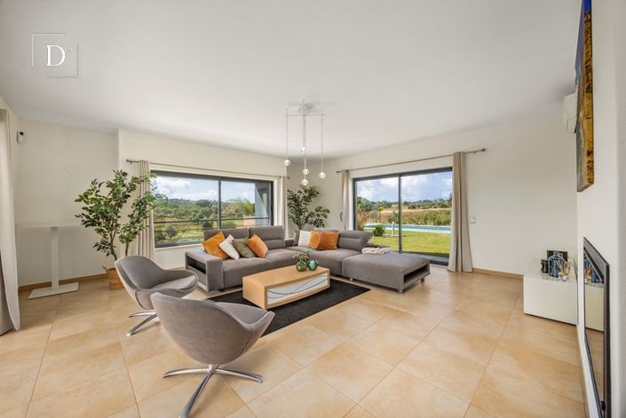 Image No.8-4 Bed Villa for sale