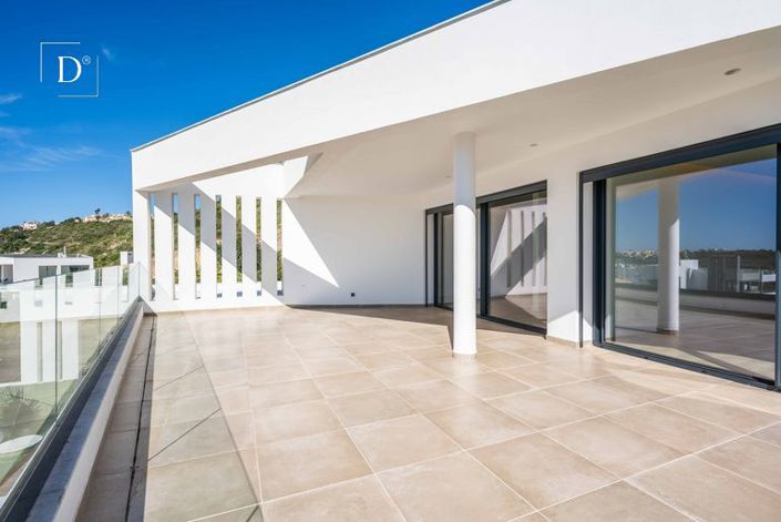 Image No.32-5 Bed Villa for sale