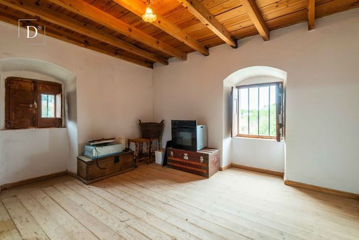 Image No.6-5 Bed Villa for sale