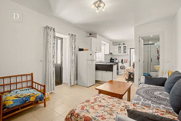 Image No.2-2 Bed Villa for sale