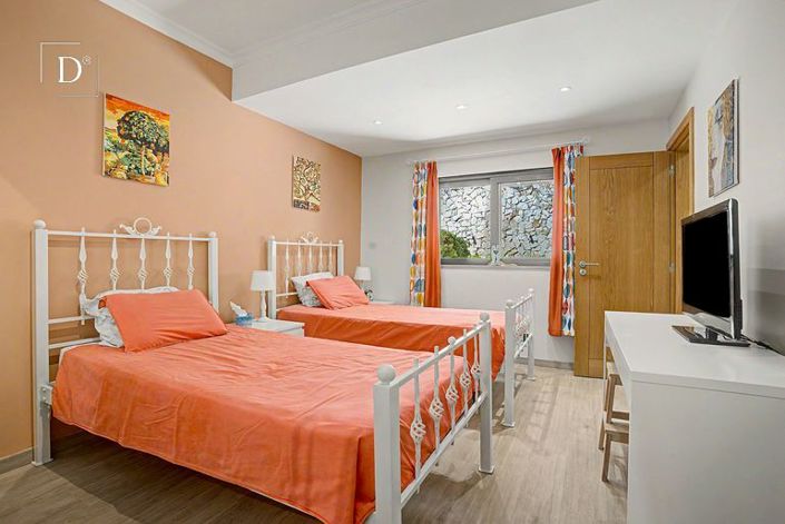 Image No.20-4 Bed Villa for sale