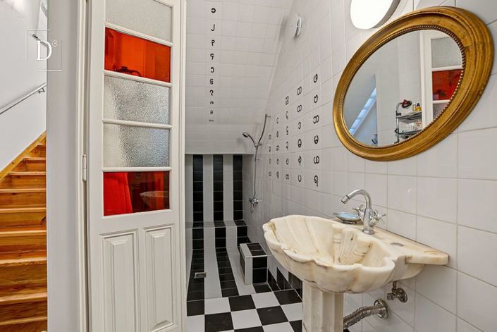 Image No.39-6 Bed Townhouse for sale
