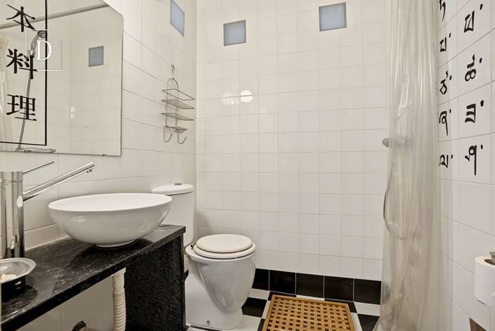 Image No.45-6 Bed Townhouse for sale