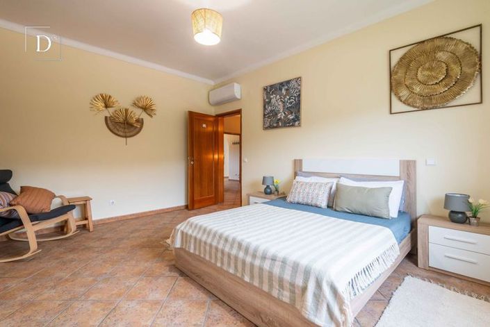 Image No.11-4 Bed Villa for sale