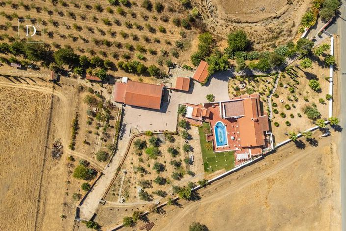 Image No.14-4 Bed Villa for sale